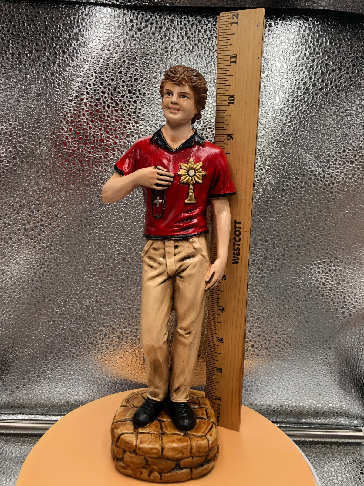 St Carlo Acutis statue, 10.5-inch Christian religious figurine from Colombia, depicting the Apostle of the Eucharist.