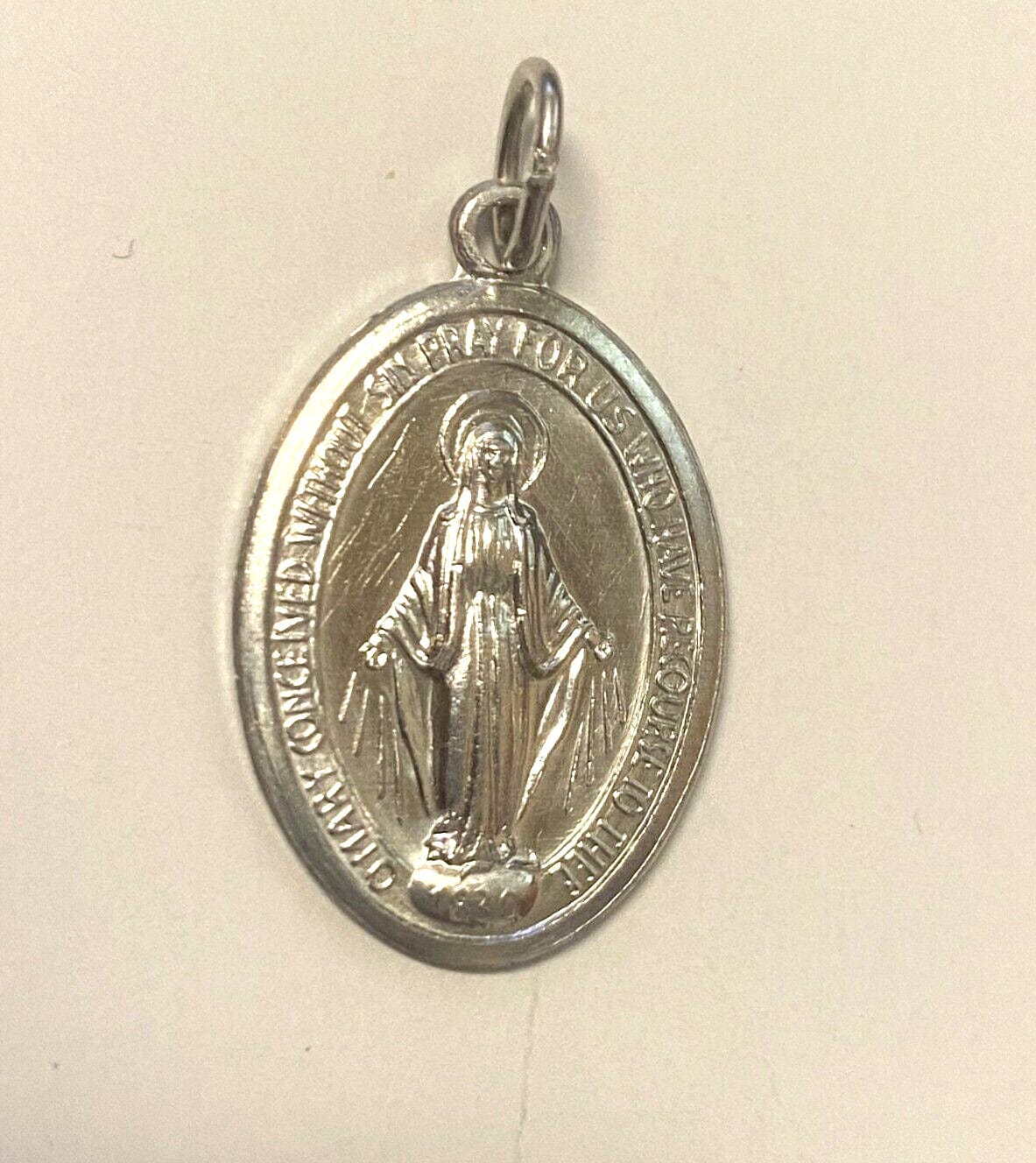 Our Lady of the Miraculous Silver tone Image 1" Medal, New from Italy - Bob and Penny Lord