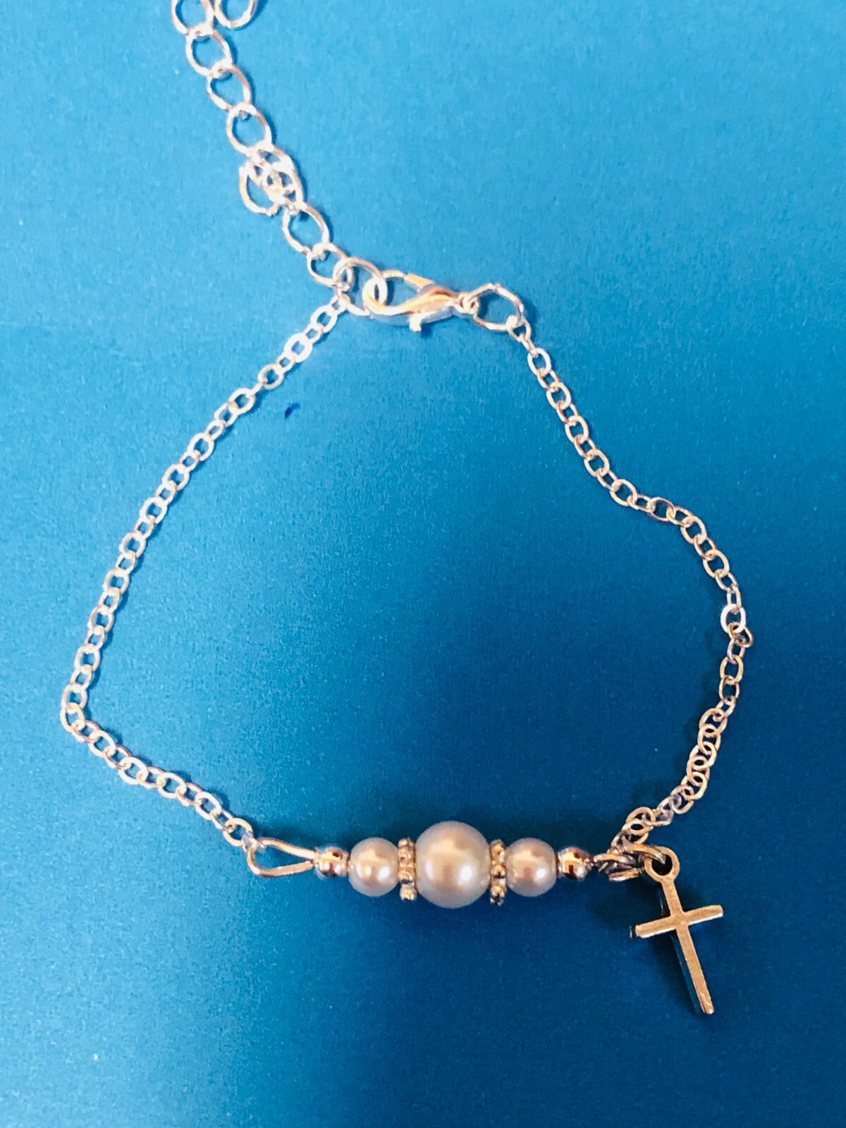 Children's Glass Pearl Bracelet with Cross Charm 7" Adjustable, New