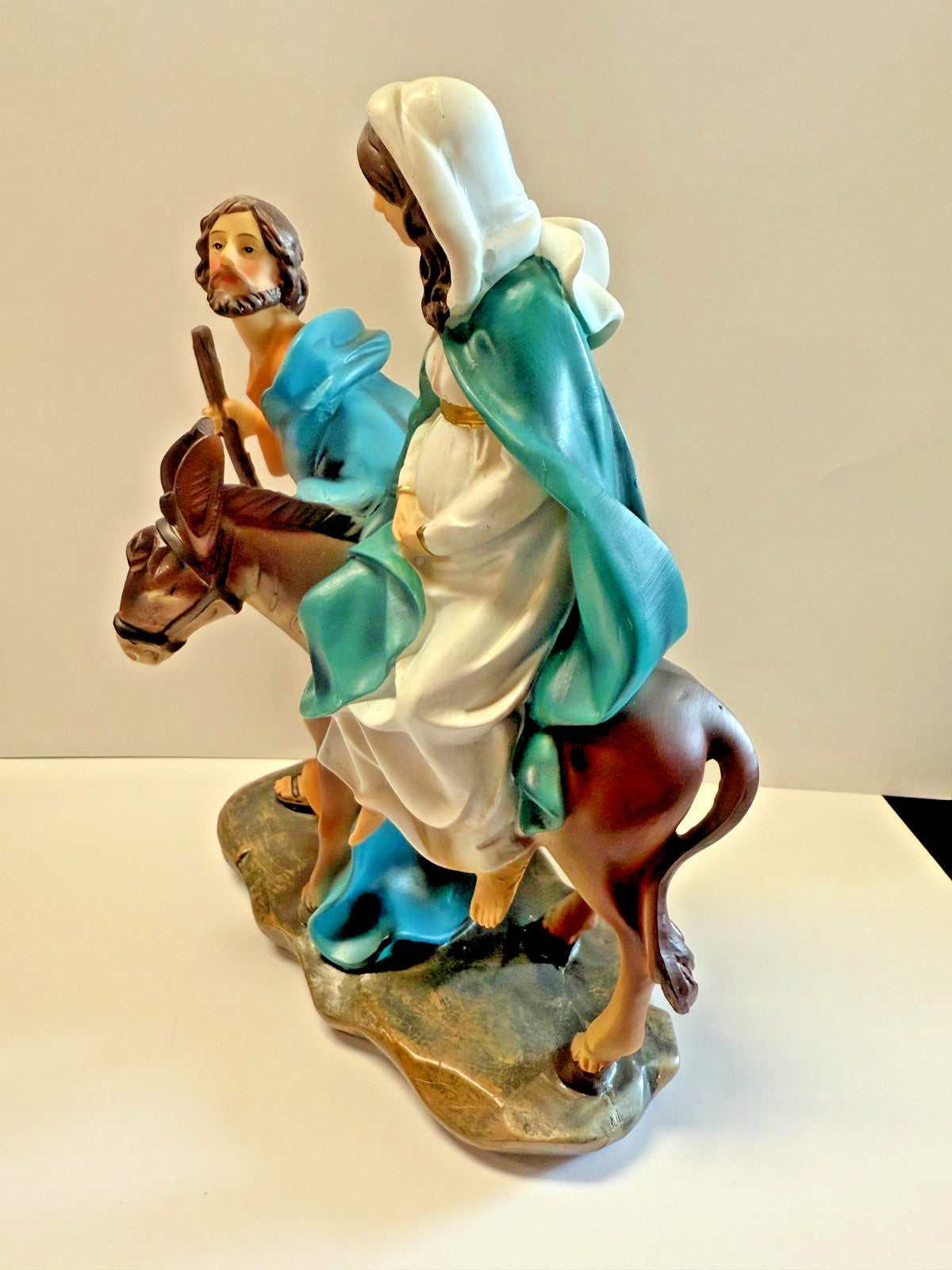 Journey to Bethlehem 7" Figurine, New #AB-160 - Journeys of Faith
