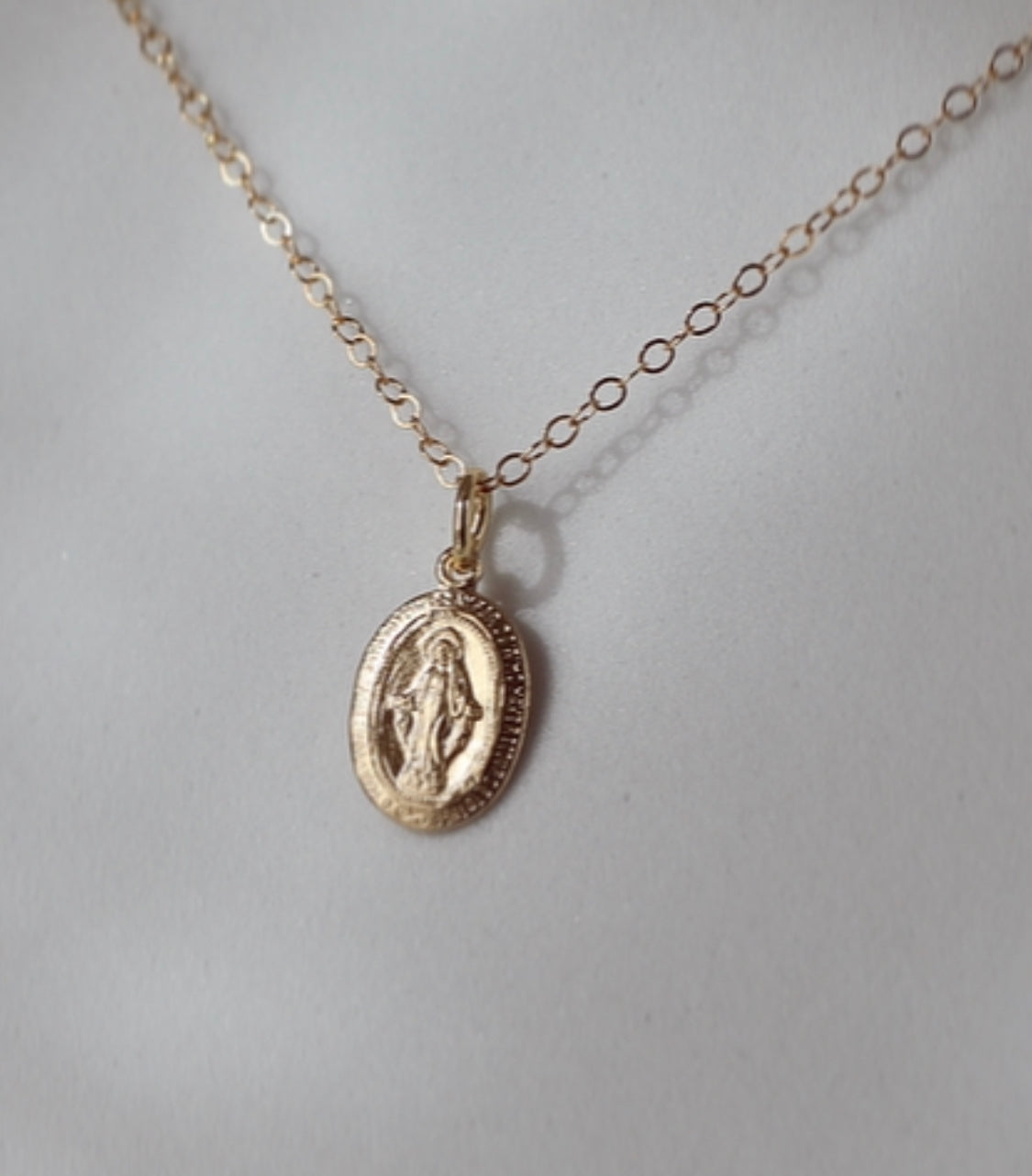 Dainty Miraculous Medal Necklace - Journeys of Faith