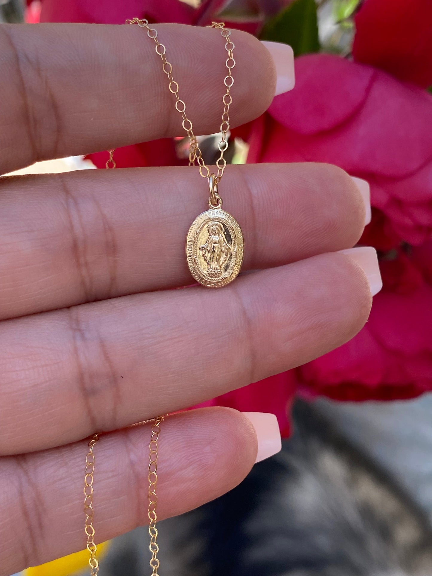 Dainty Miraculous Medal Necklace - Journeys of Faith