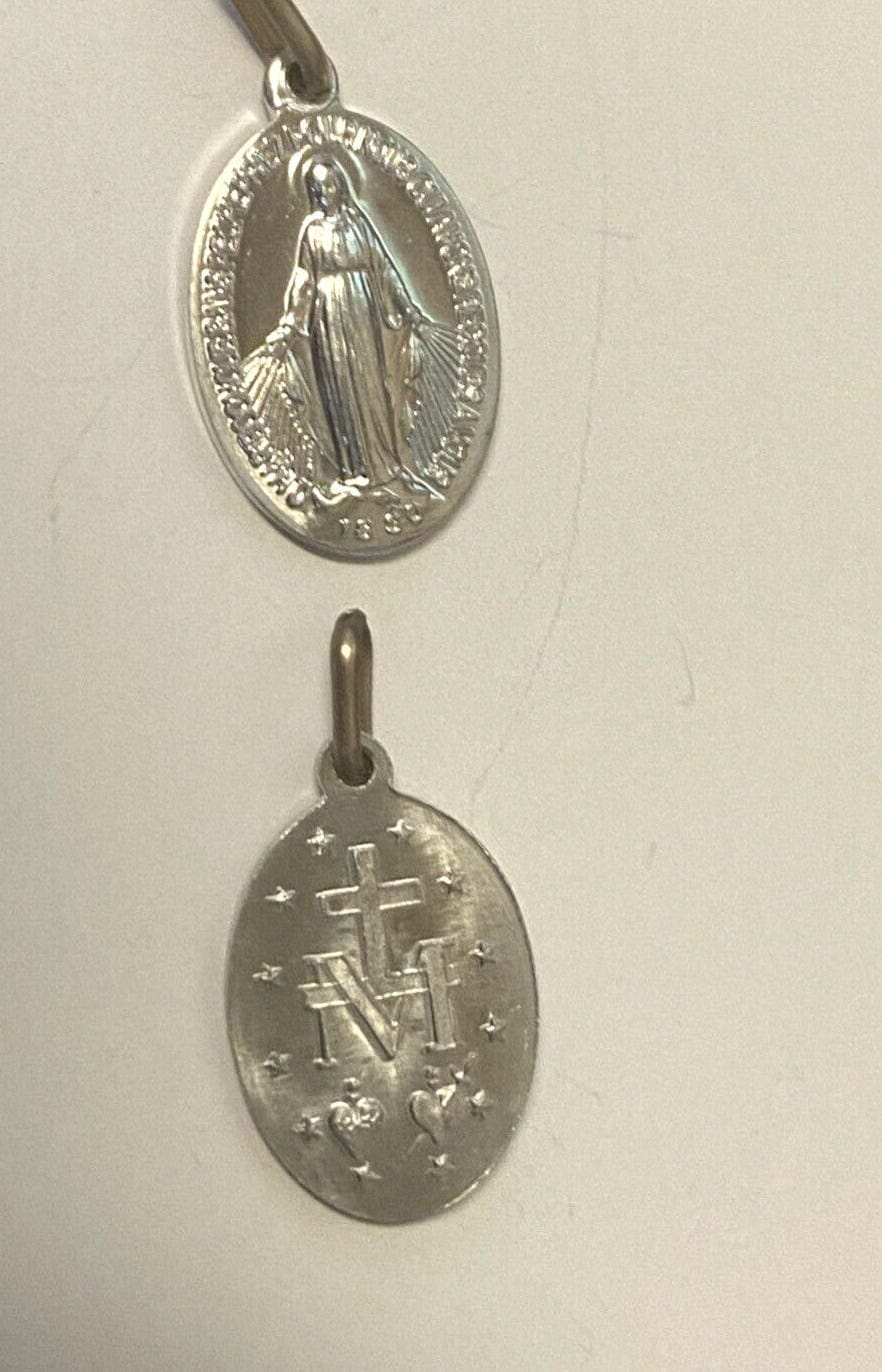 Our Lady of the Miraculous Silver tone Image .50" Medal, New from Italy - Bob and Penny Lord