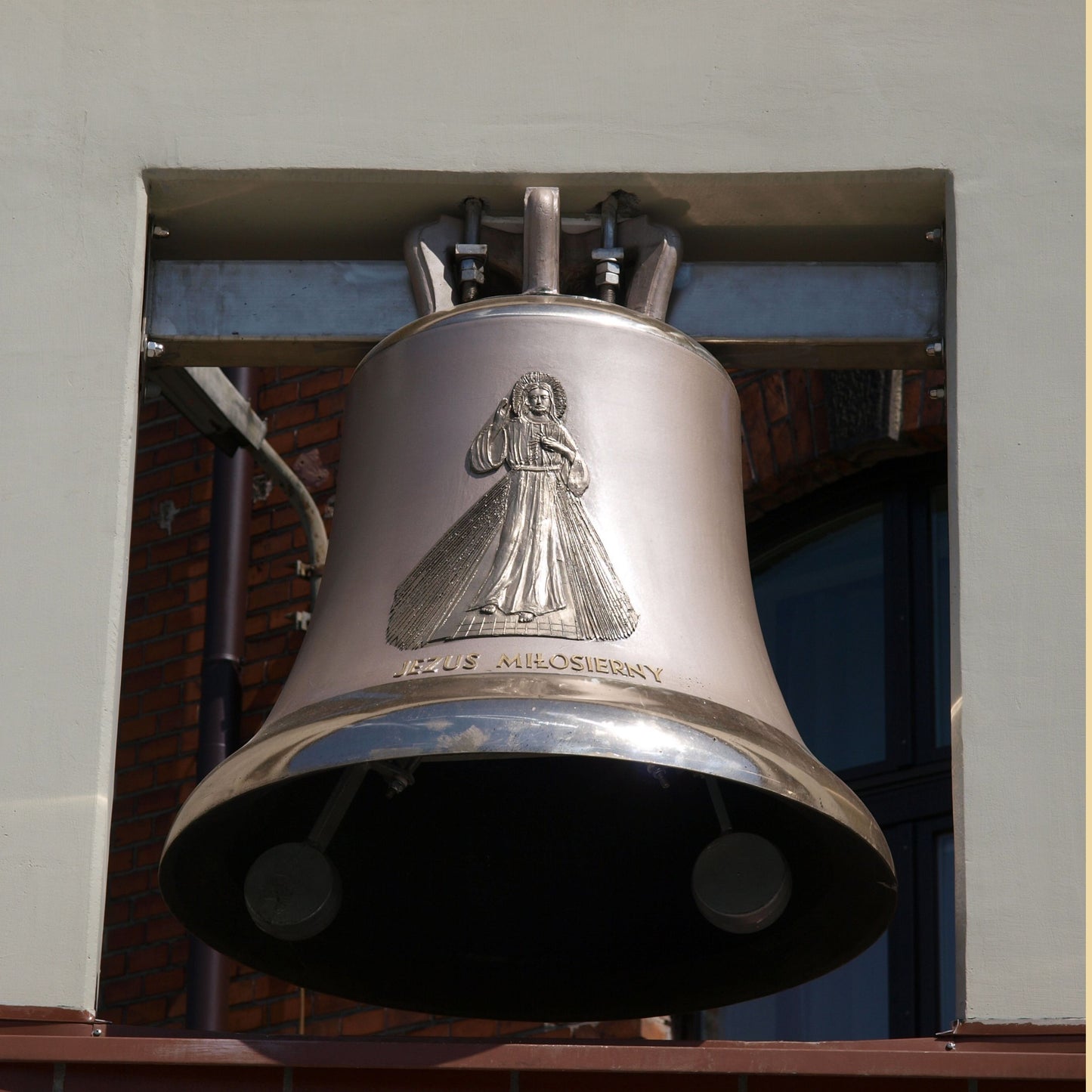 Saint Faustina and Divine Mercy DVD - Bob and Penny Lord