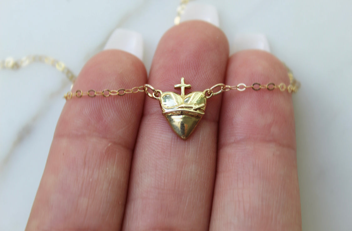 Holy Hearts™ Sacred Heart of Jesus Necklace - Journeys of Faith