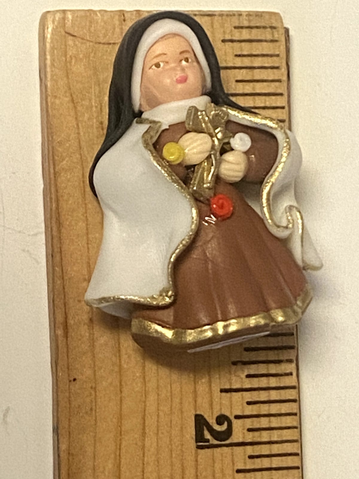 Miniature Saint Therese of Lisieux statue, 1.5 inches, Christian religious figurine from Bob and Penny Lord, new from Colombia.