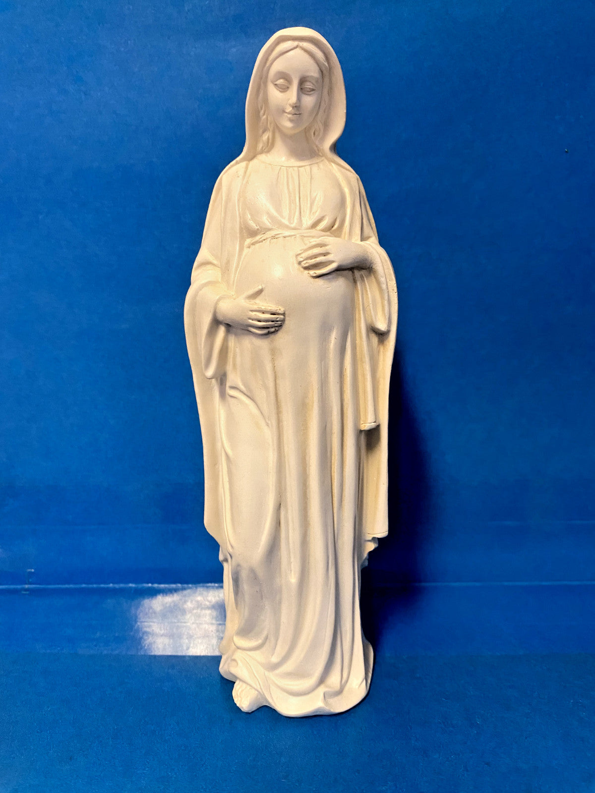 Pregnant Blessed Mother Mary statue, 4-inch religious figurine by Bob and Penny Lord, depicting Mary with a serene expression.