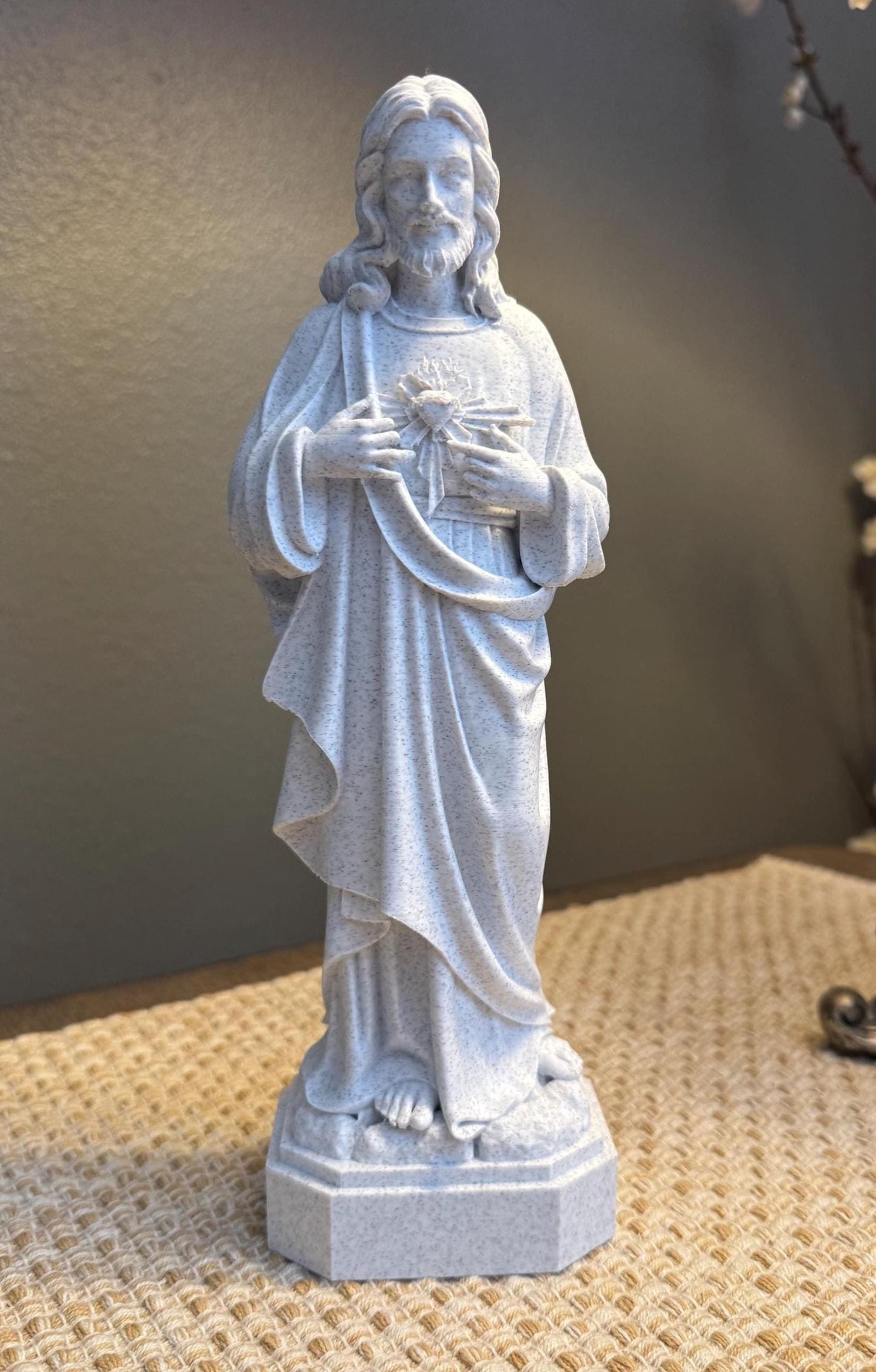 Sacred Heart of Jesus Statue - Journeys of Faith