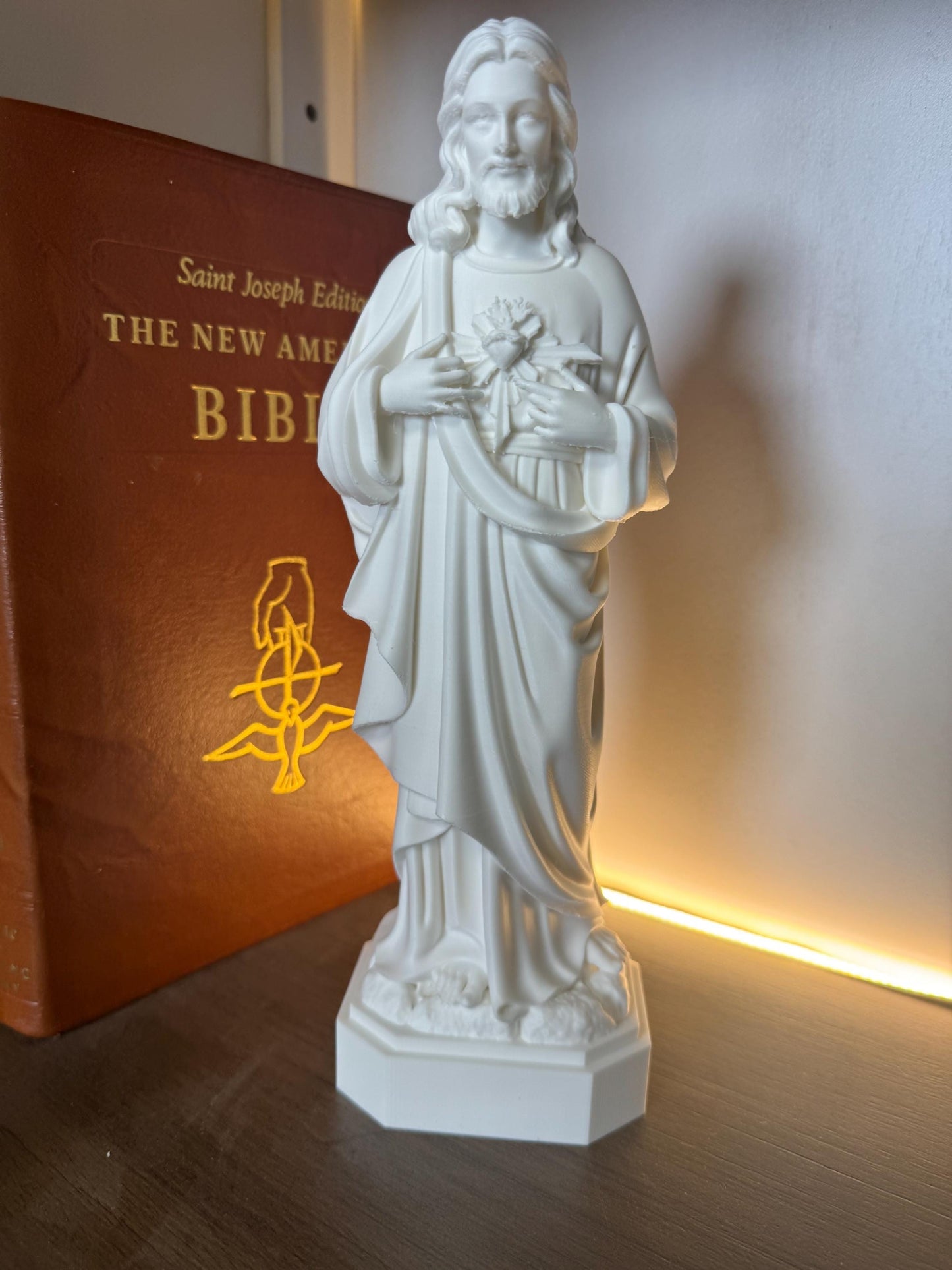 Sacred Heart of Jesus Statue - Journeys of Faith