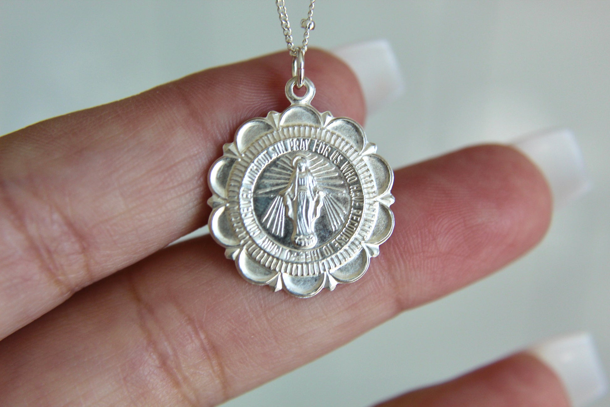 Miraculous Medal Necklace in Silver - Journeys of Faith