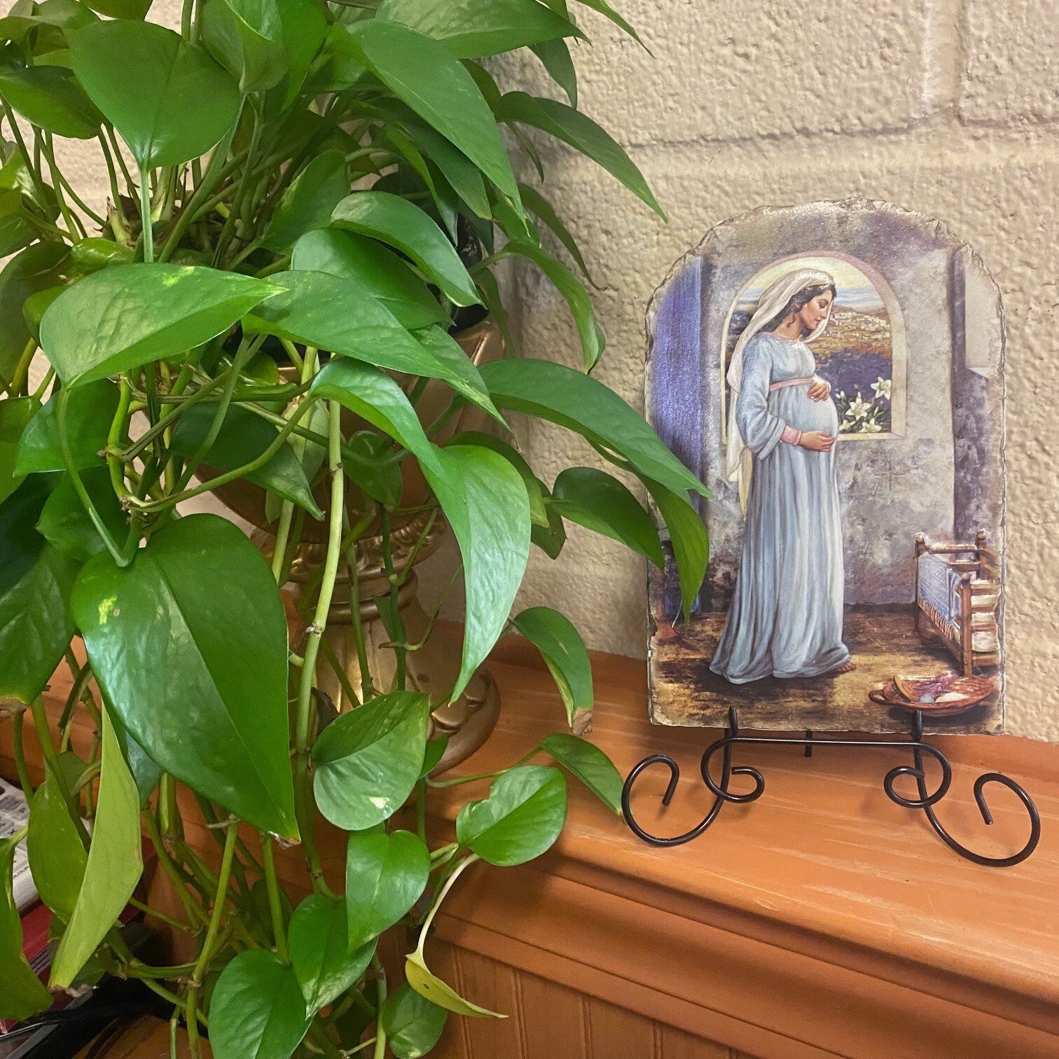 8.5-inch arched tile plaque of Bl. Mary, Mother of God by Bob and Penny Lord Journeys of Faith, featuring religious artwork.
