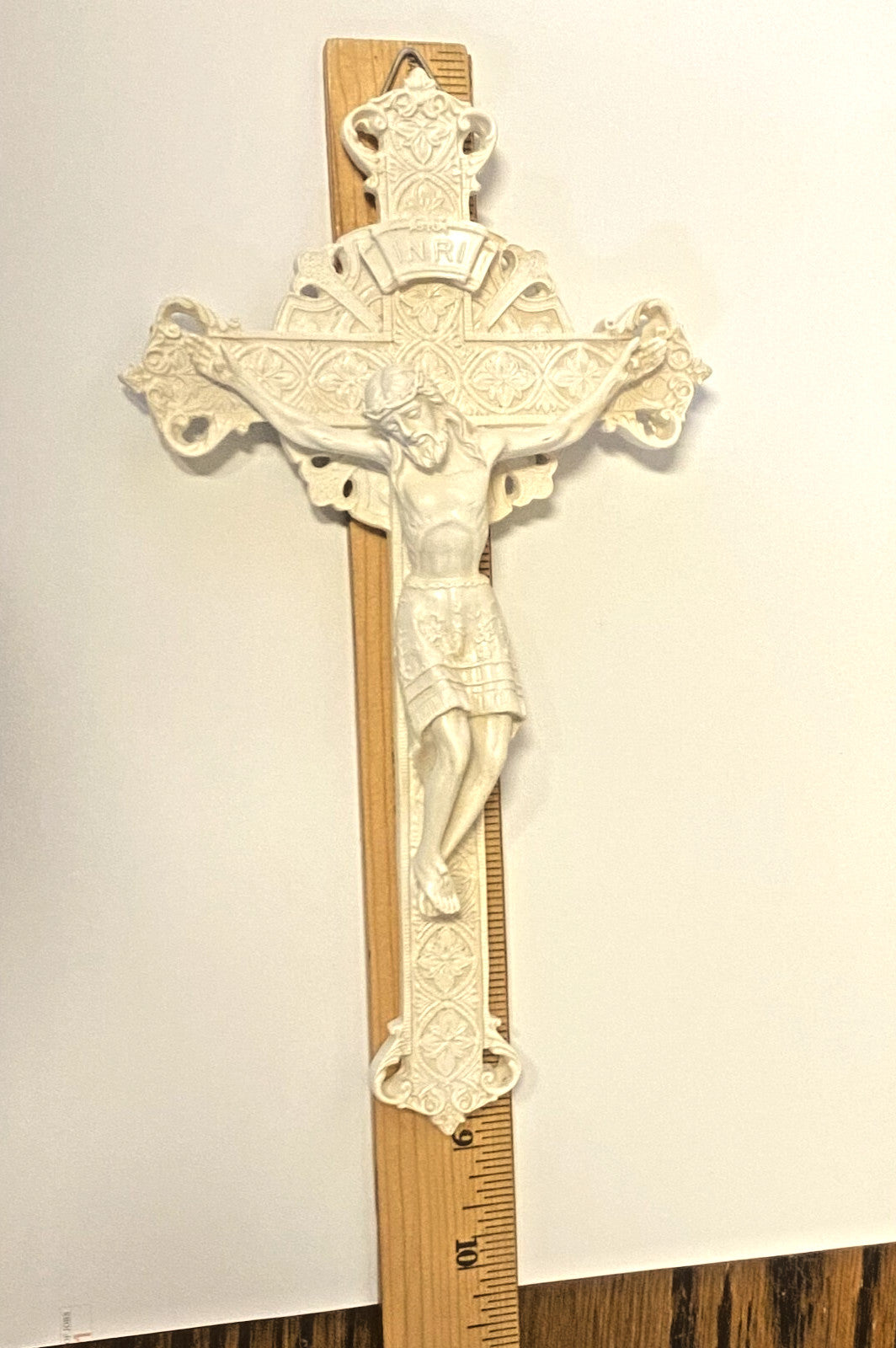 Whitewash 9" Wall Crucifix , New #AB-171