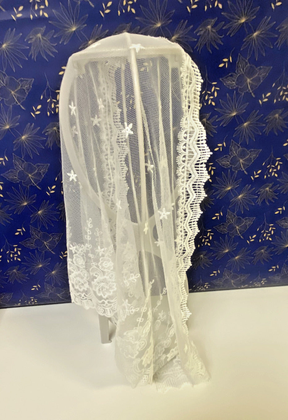 Women's Off-white Lace Church Veil, New #AB-GFTSHP - Bob and Penny Lord