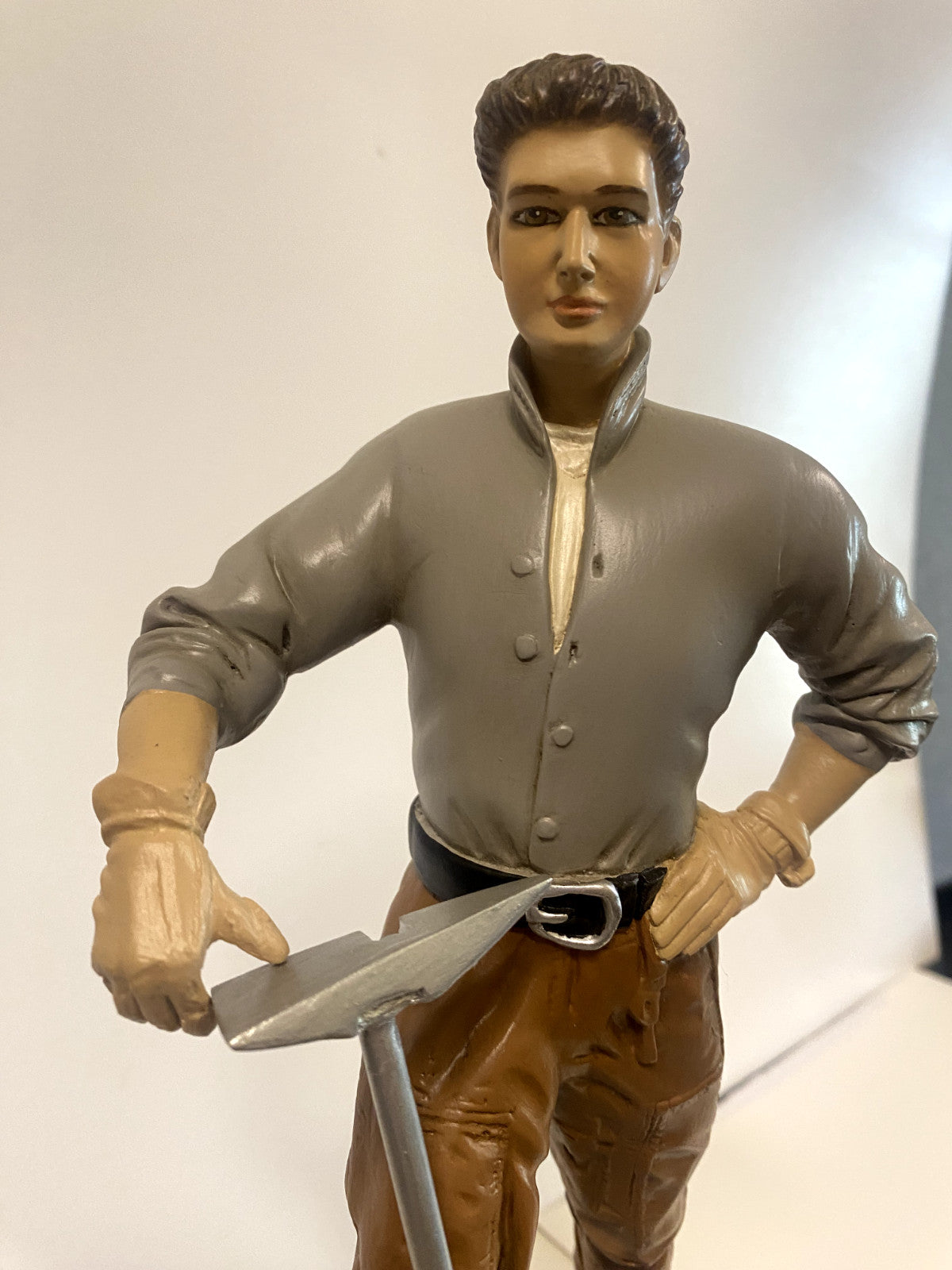 Blessed Pier Giorgio 11.5" hand painted statue,  New from Colombia #F009 - Journeys of Faith