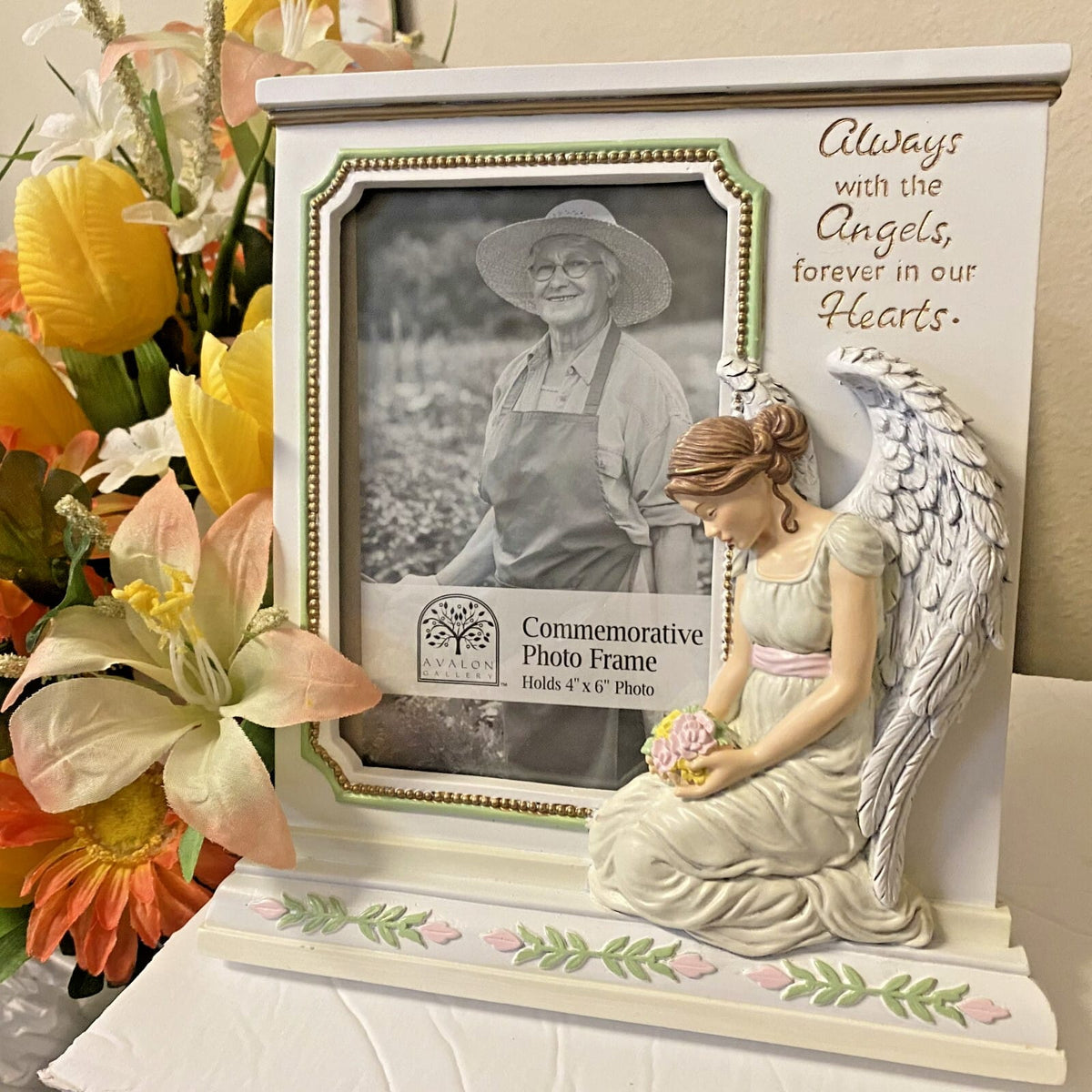 Memorial photo frame with angel design, 4x6 inch photo display, 8.5-inch Avalon Gallery home decor frame for remembrance.