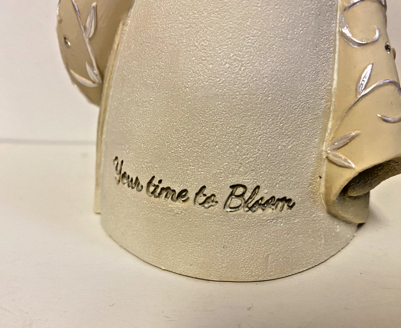 Foundations by Enesco 7.5" Your time to bloom" Angel, New - Journeys of Faith