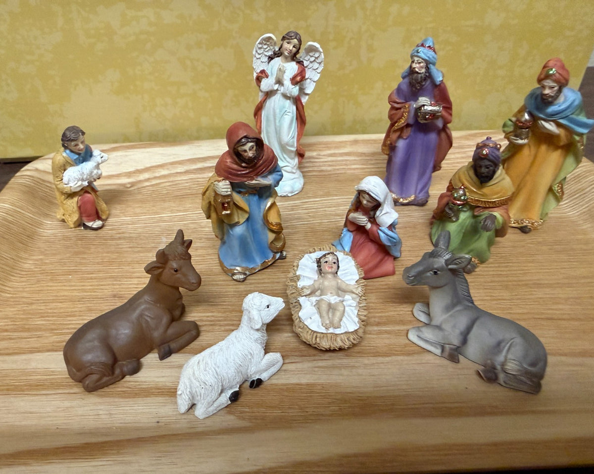 11pc Nativity Scene, Small Figurines, New #Gftshp-233