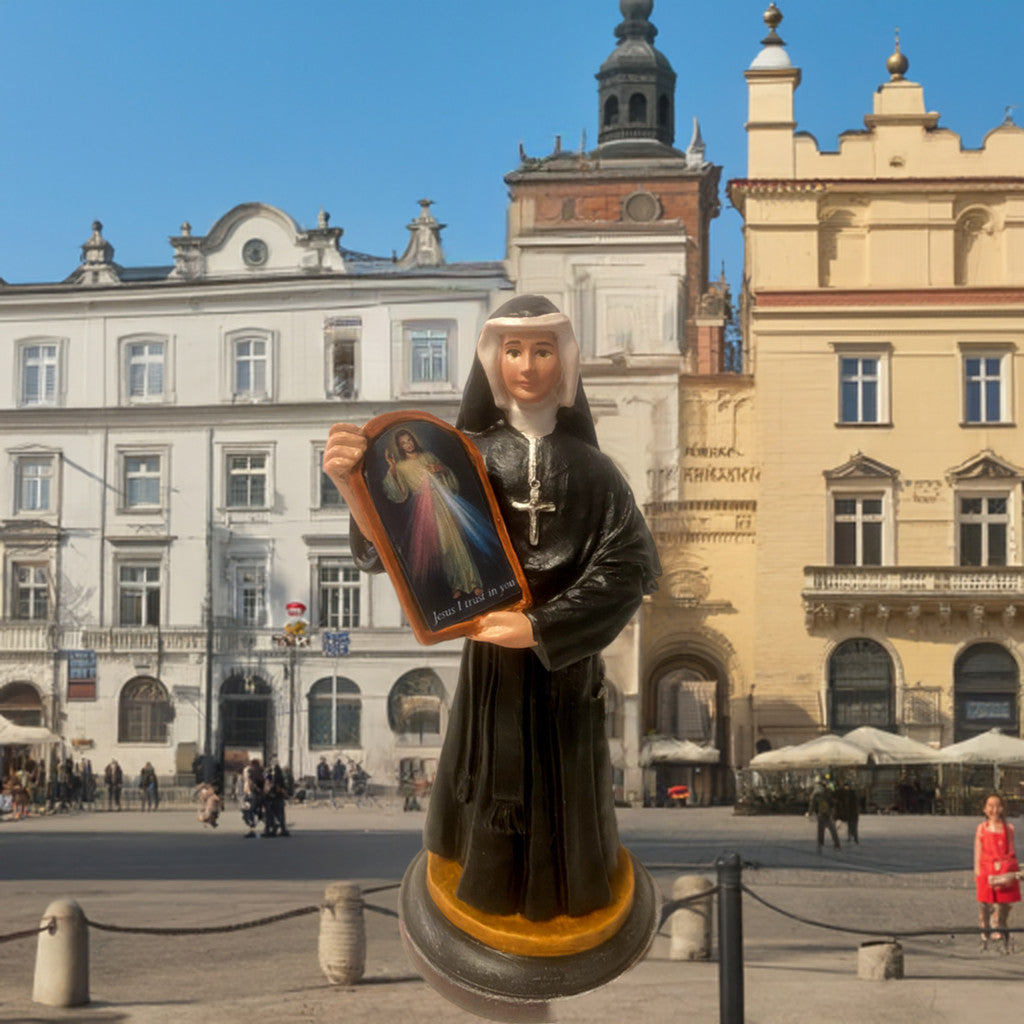 Saint Sister Faustina 7.5" Statue, New from Colombia #L001