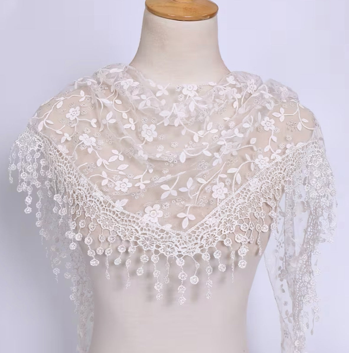 Women's  White Lace with white accents, Church Veil, New #AB-455-R2
