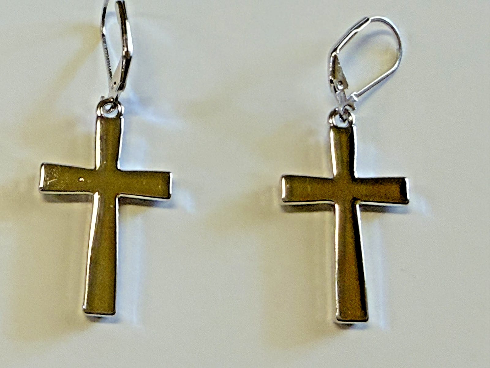 Cross with inlaid greenstones inside Earrings, New #AB-376-R2 Unbranded Jewelry & Watches:Fashion Jewelry:Earrings