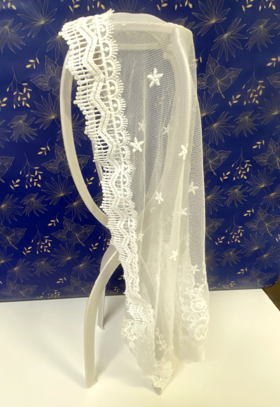 Women's Off-white Lace Church Veil, New #AB-GFTSHP - Bob and Penny Lord