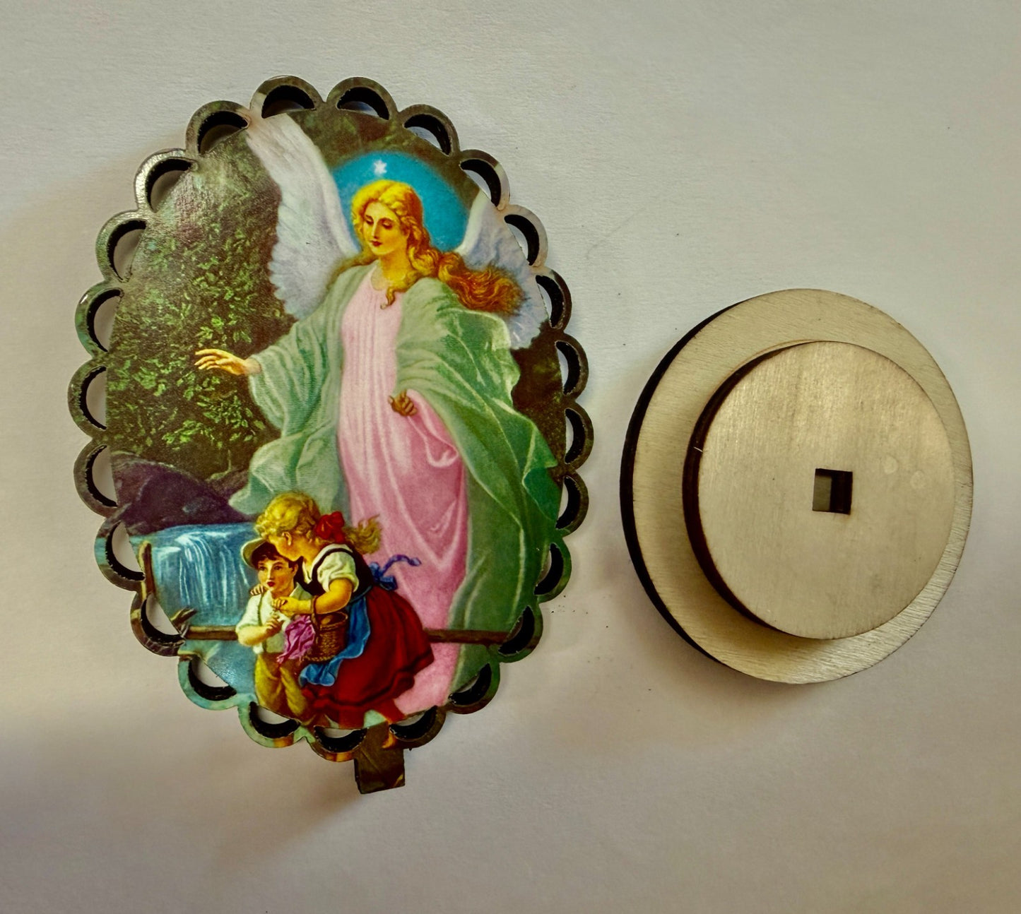 Guardian Angel Scalloped 3.5" Wood Image, New #AB-230-R2