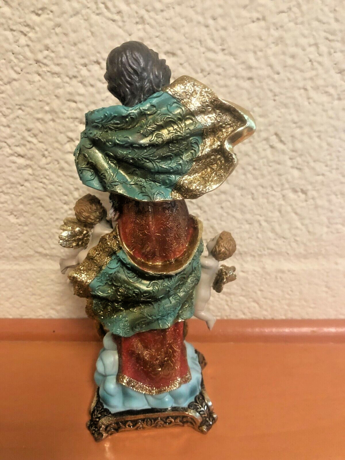 8-inch Our Lady Undoer of Knots statue by Bob and Penny Lord, depicting the Virgin Mary with hands raised in prayer, detailed religious figure