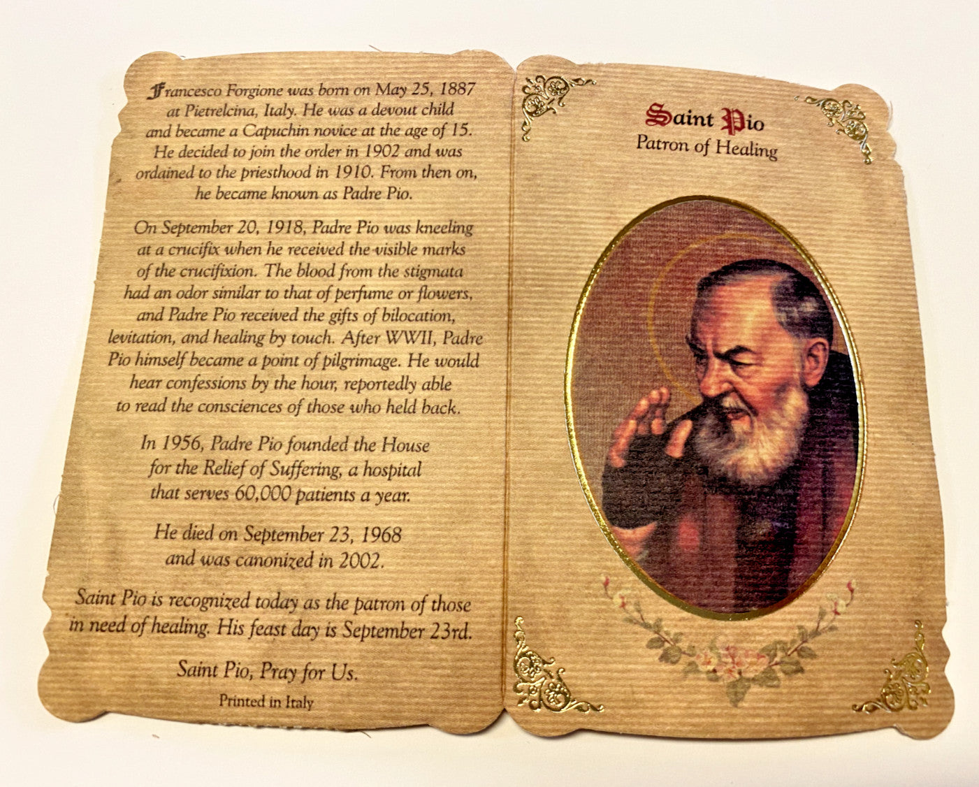 Saint Padre Pio (Patron of Healing) Prayer Card with Medal, New