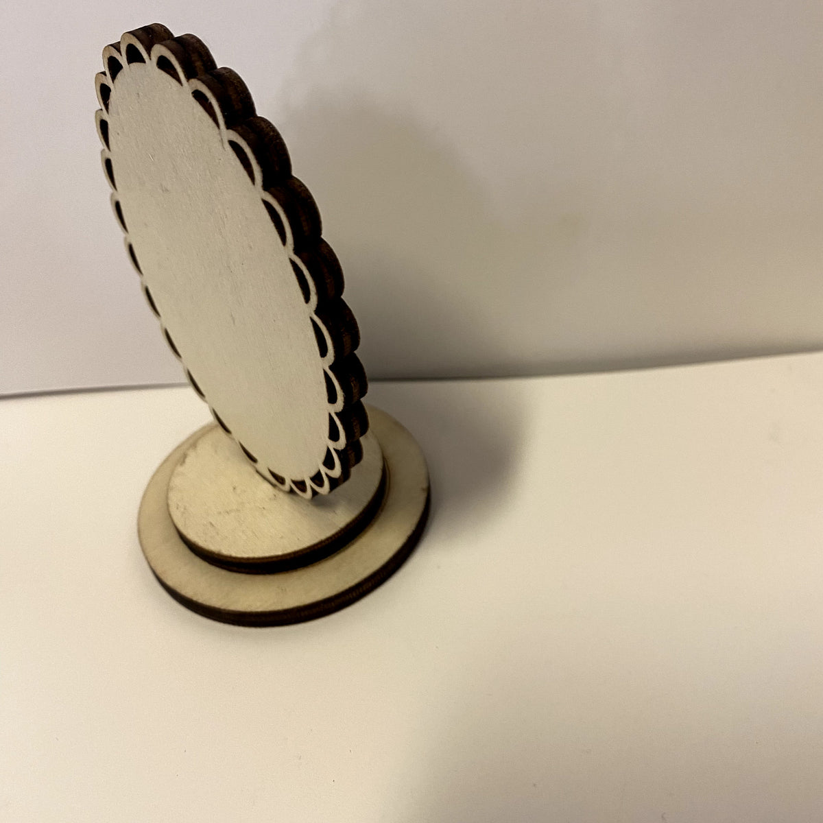 Divine Mercy Scalloped 3.5" Wood Image, New #AB-300-R2 - Journeys of Faith