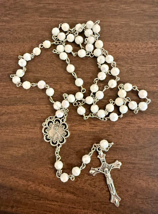 Our Lady of Fatima  Iridescent White Rosary, New Gftshp-68 - Journeys of Faith