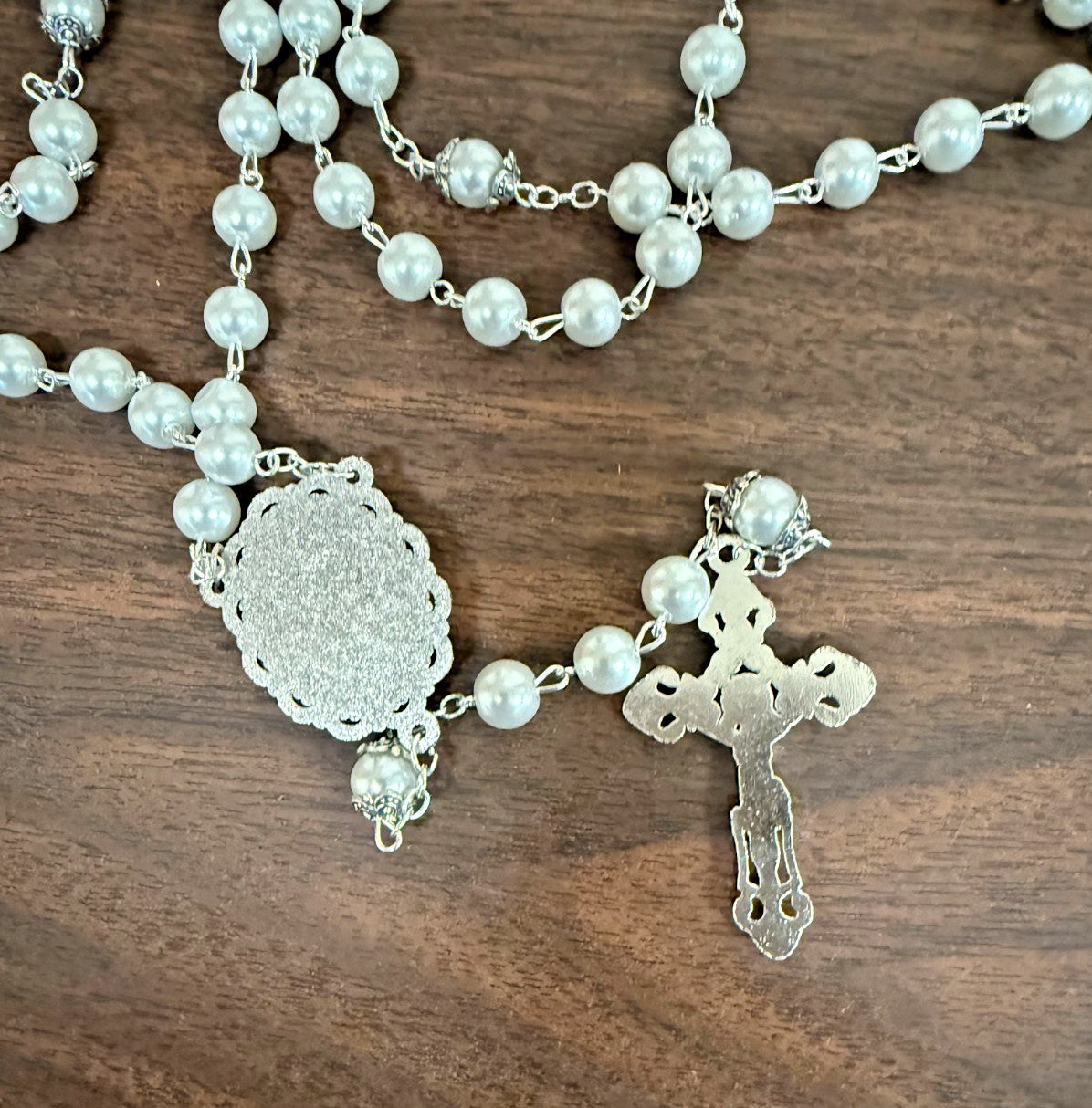 Blessed  Mother with Child White Pearl Cameo Rosary,  New Gftshp-66 - Journeys of Faith