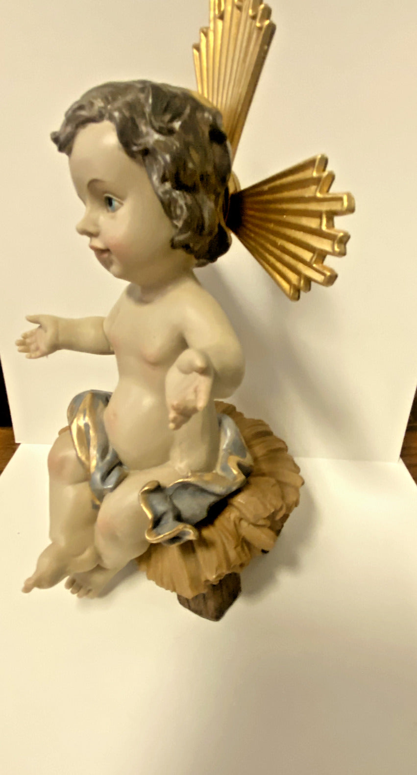 Sitting Infant Jesus in the manger 7"  Statue, New #AB-181