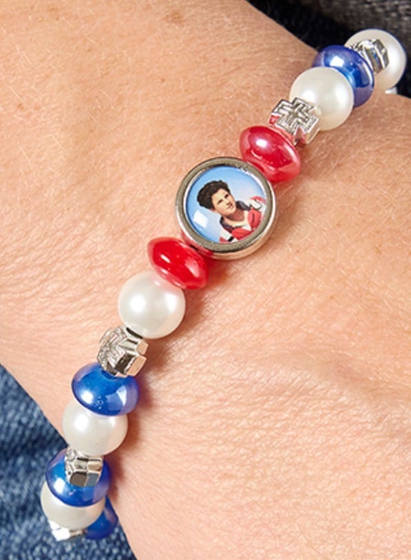 St Carlo Acutis, Imitation Pearl  7.5" Stretchable Bracelet, New # PC-117 Journeys of Faith Collectibles:Religion & Spirituality:Christianity:Jewelry