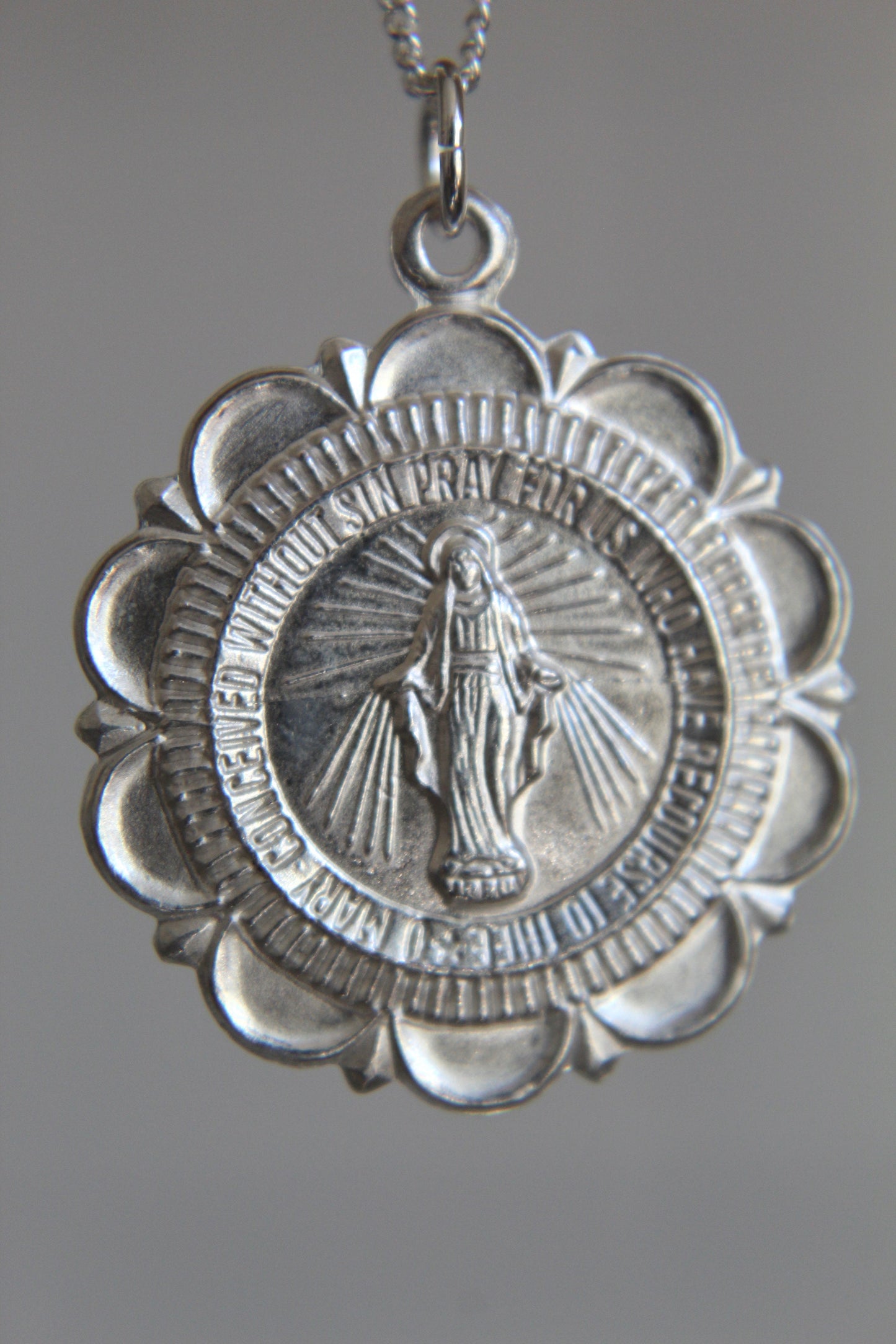 Miraculous Medal Necklace in Silver - Journeys of Faith