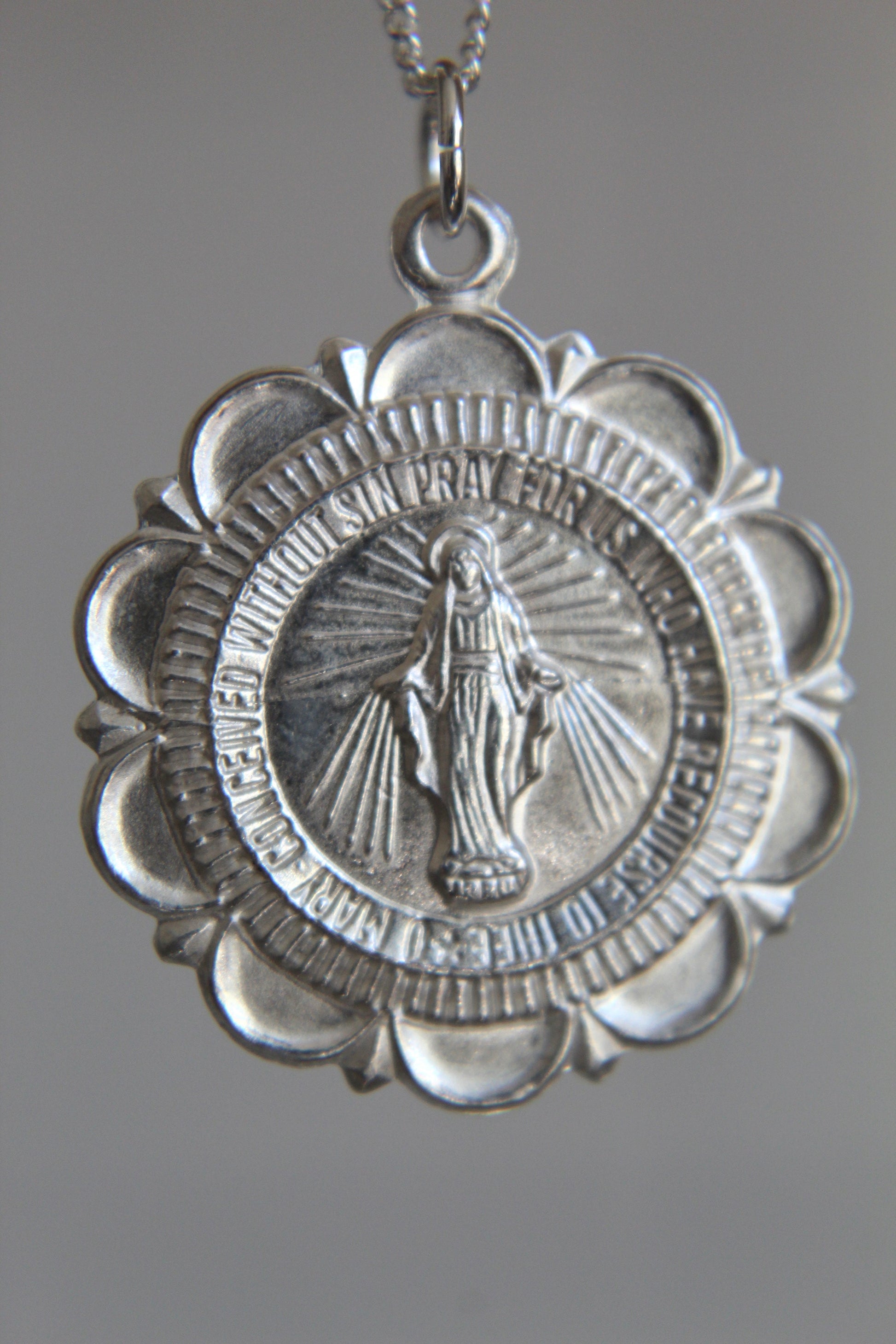 Miraculous Medal Necklace in Silver - Journeys of Faith