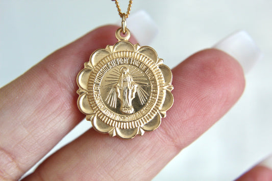 Miraculous Medal Necklace - Journeys of Faith