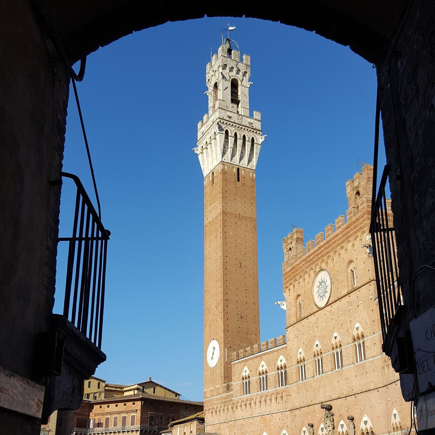 Santa Catalina de Siena descarga de video - Bob and Penny Lord