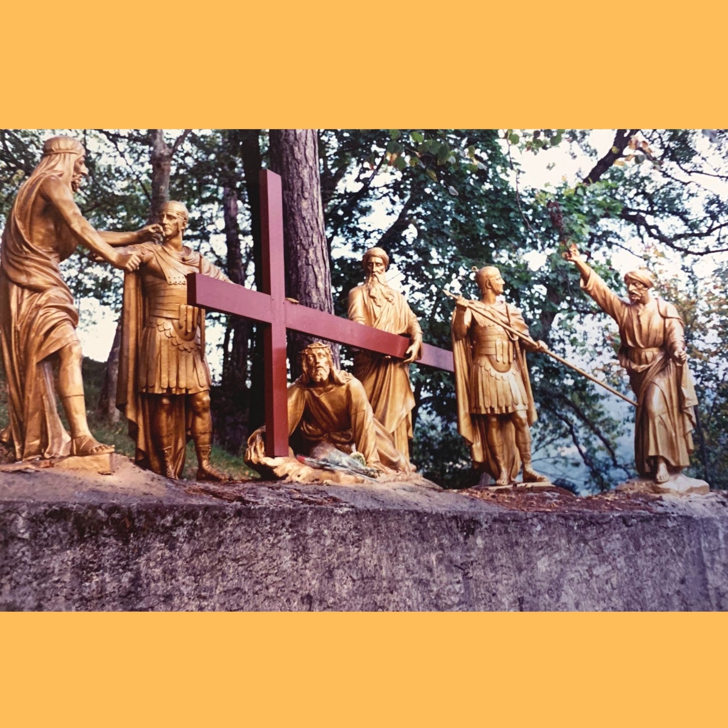 Way of the Cross at Lourdes video download MP4 - Bob and Penny Lord