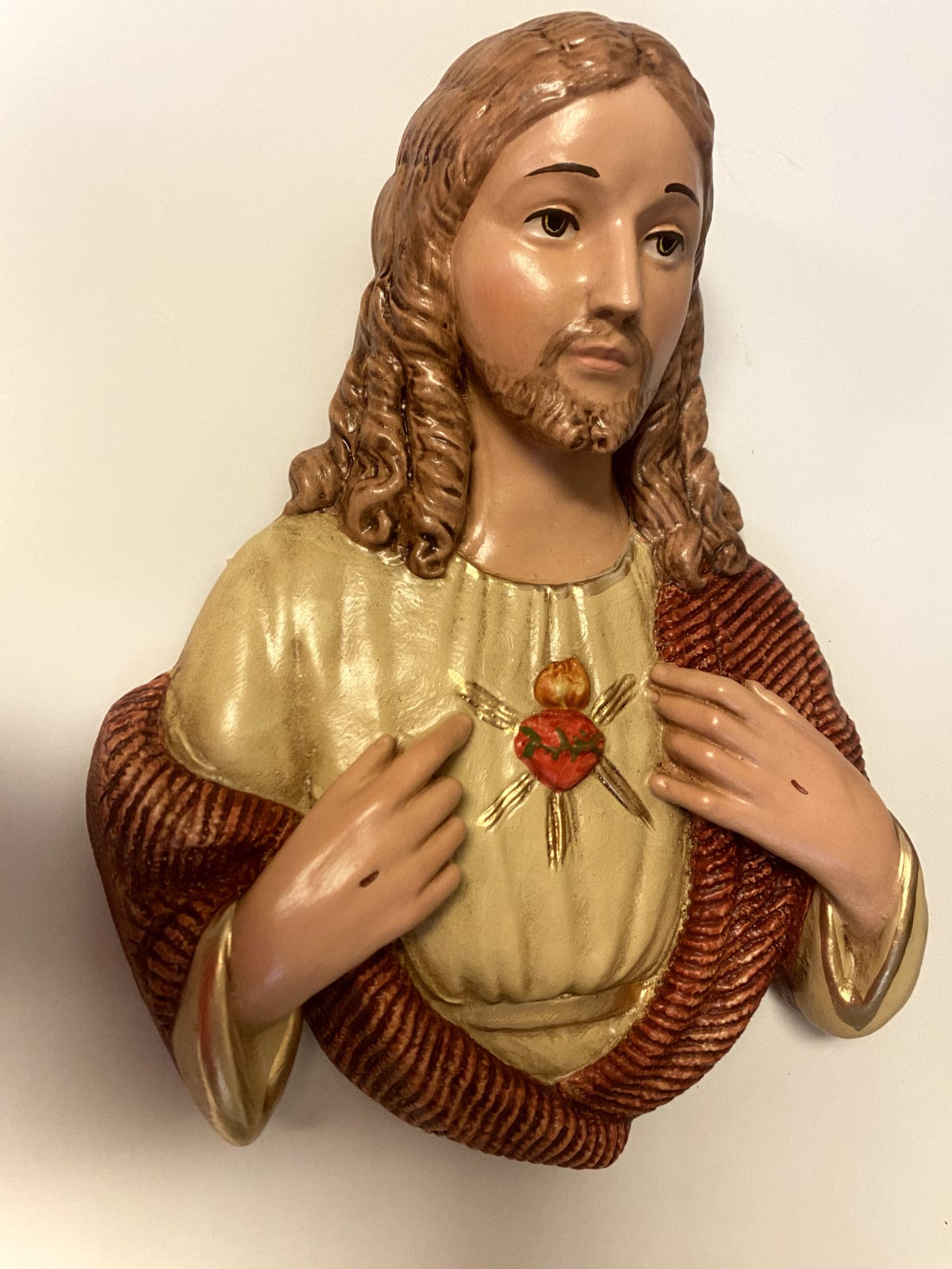 Hand-painted 9-inch Sacred Heart of Jesus wall plaque by Bob and Penny Lord, featuring religious Christian imagery from Colombia.