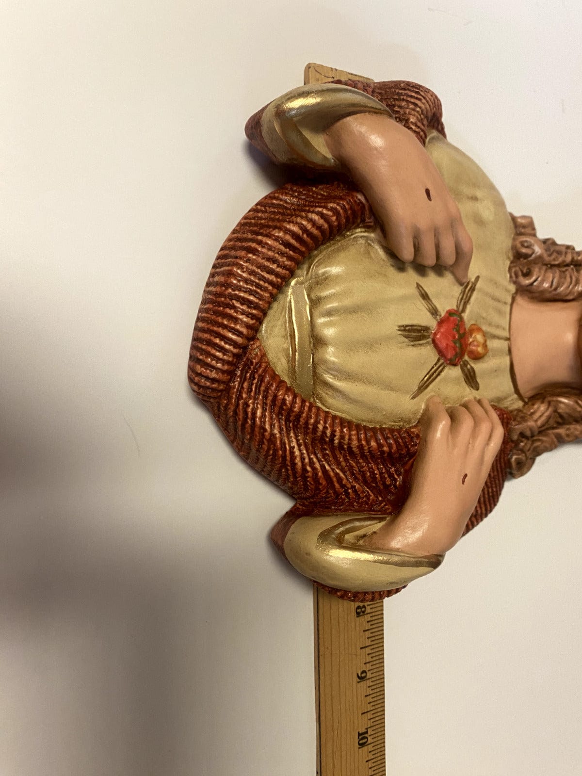 Hand-painted Sacred Heart of Jesus wall plaque, 9-inch religious Christian collectible by Bob and Penny Lord from Colombia.