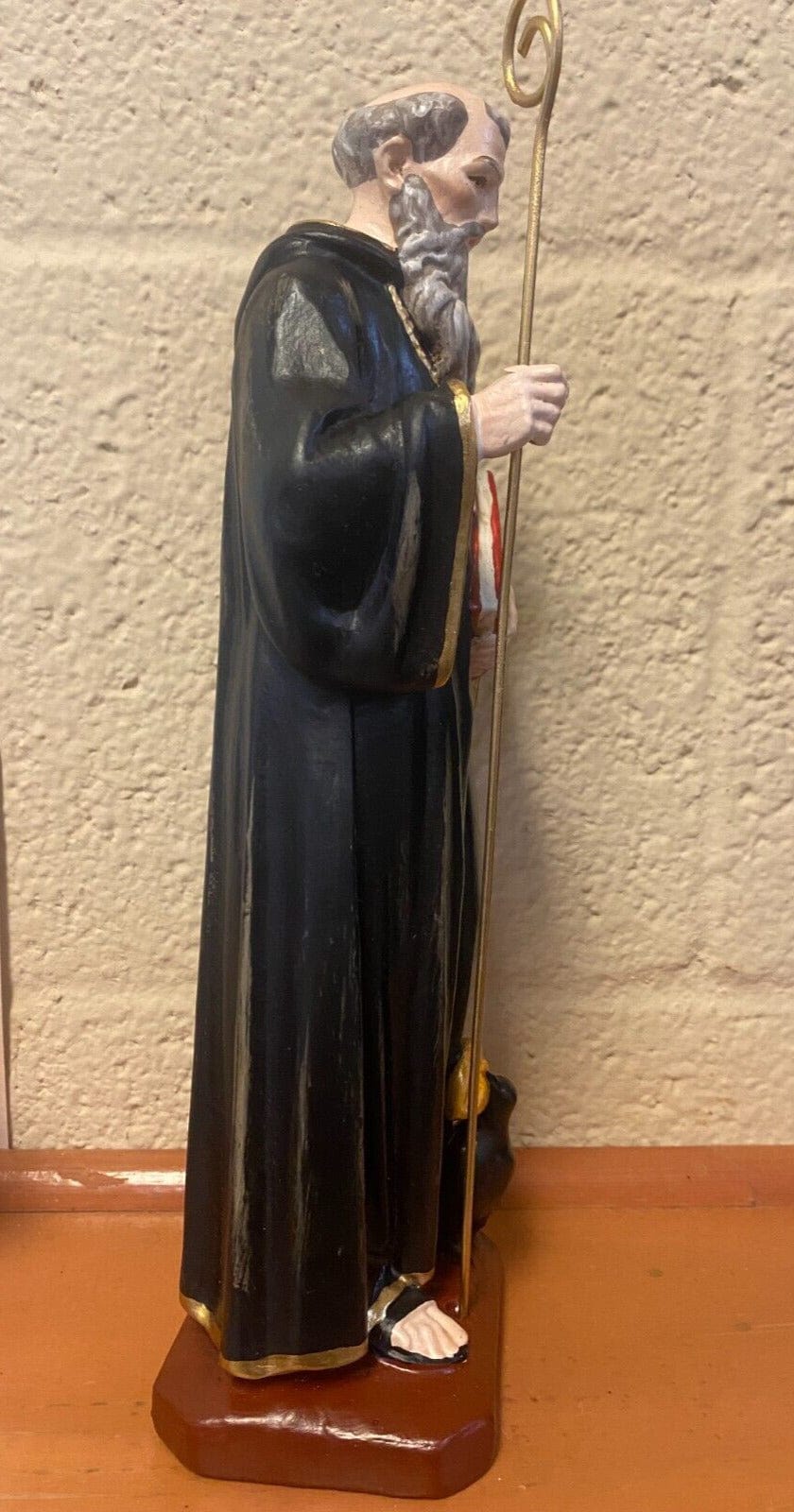 Hand-painted 11-inch Saint Benedict statue by Bob and Penny Lord, featuring detailed religious figure from Colombia.