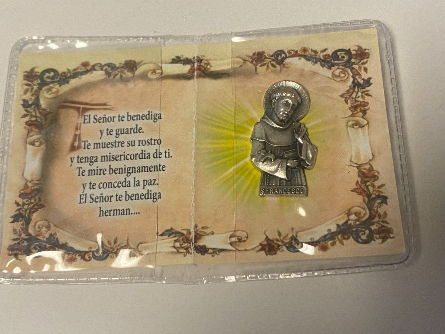 Pewter Holy Card featuring San Francisco de Assisi with prayer of blessing, in Spanish, from Bob and Penny Lord collectibles.